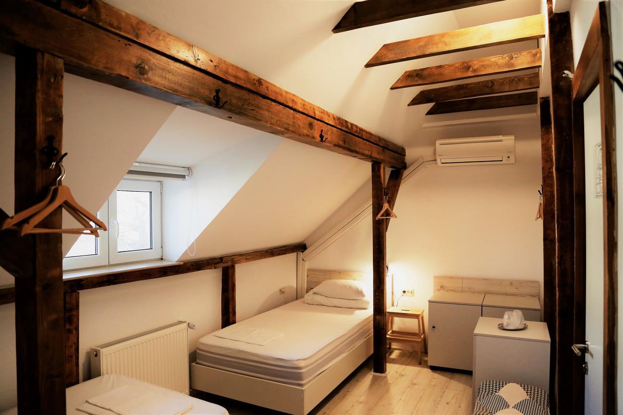 Bread&Breakfast Hostel Bucharest Luaran gambar