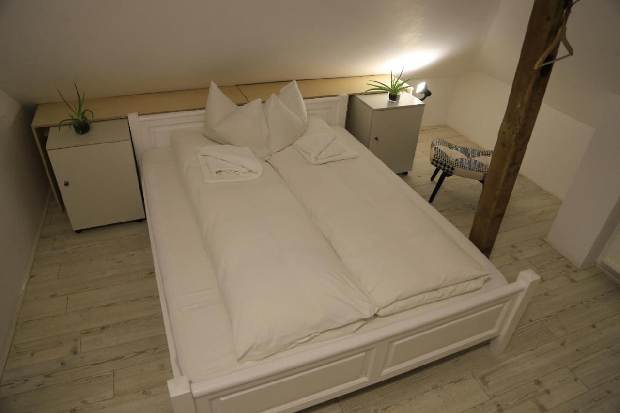 Bread&Breakfast Hostel Bucharest Luaran gambar